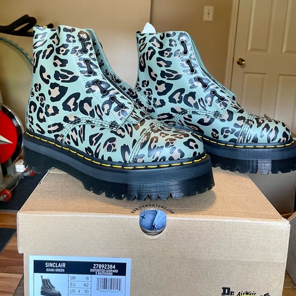 Dr. Martens Shoes - Dr. Martens Sinclair Distorted Leopard Platforms. Size 10. NIB